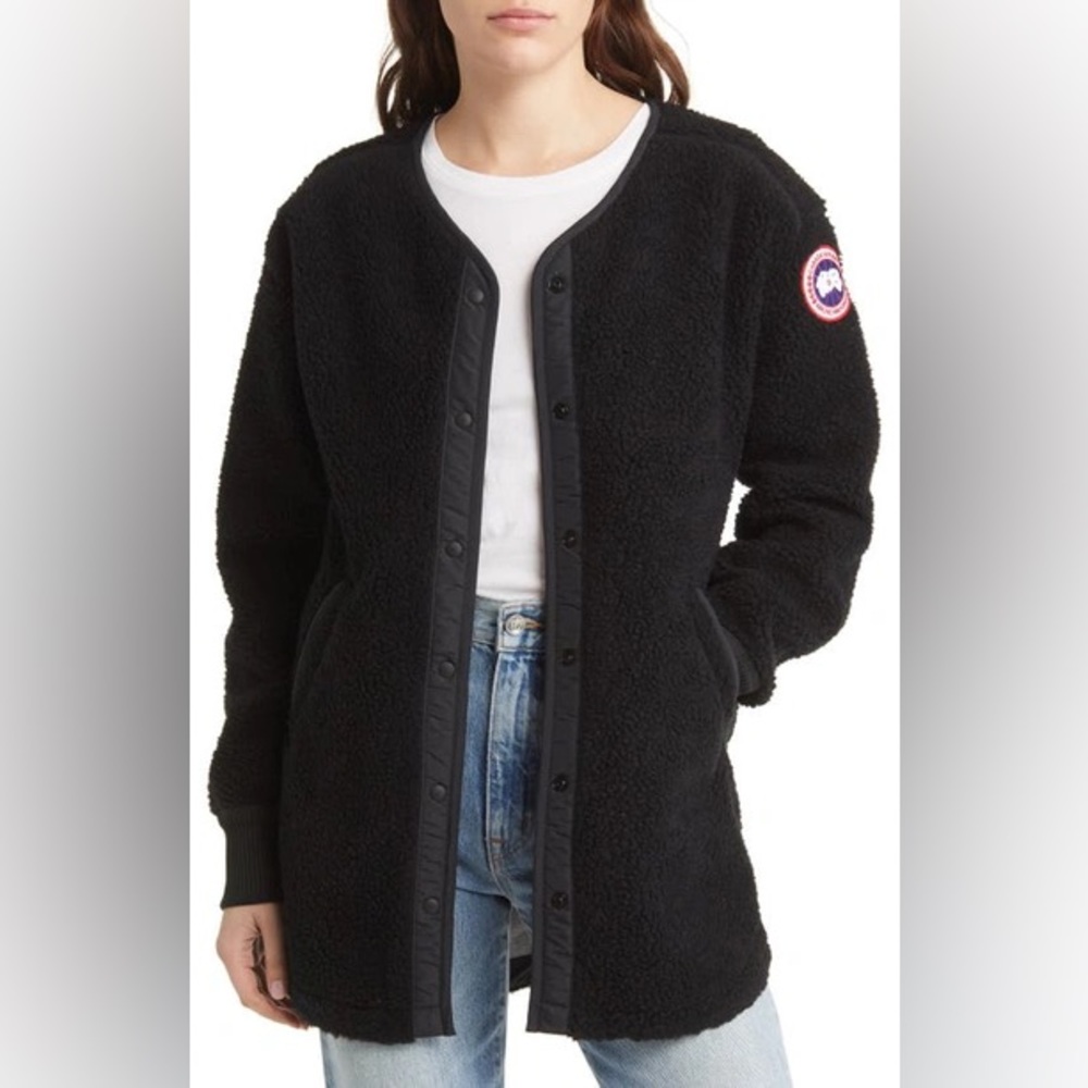 ❌ SOLD ❌ Women’s Canada Goose Larson Fleece